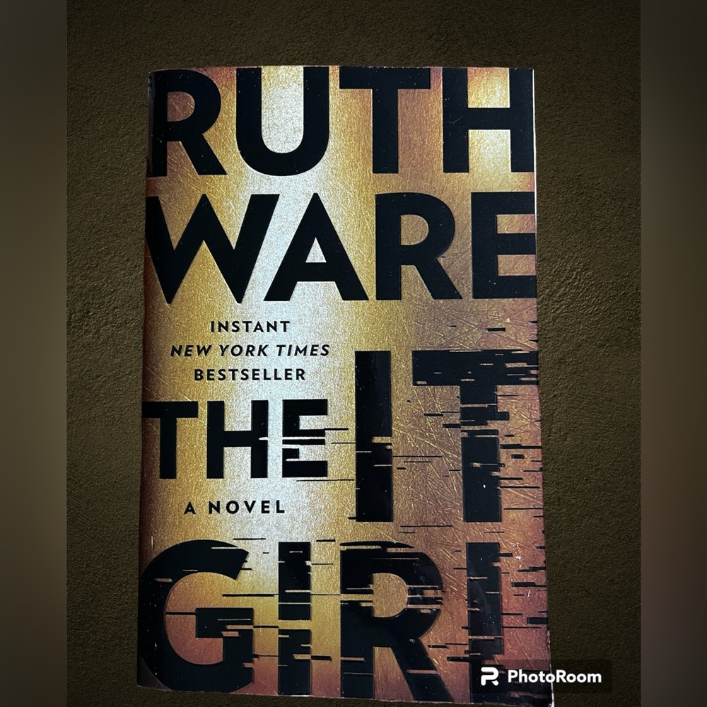 The It Girl by Ruth Ware